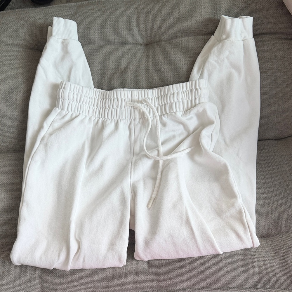 Lefties White Jogger Sweatpants